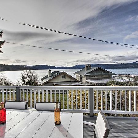 Idyllic Waterfront Cottage With Beach And Sunset Views 포트타운센드 외부 사진