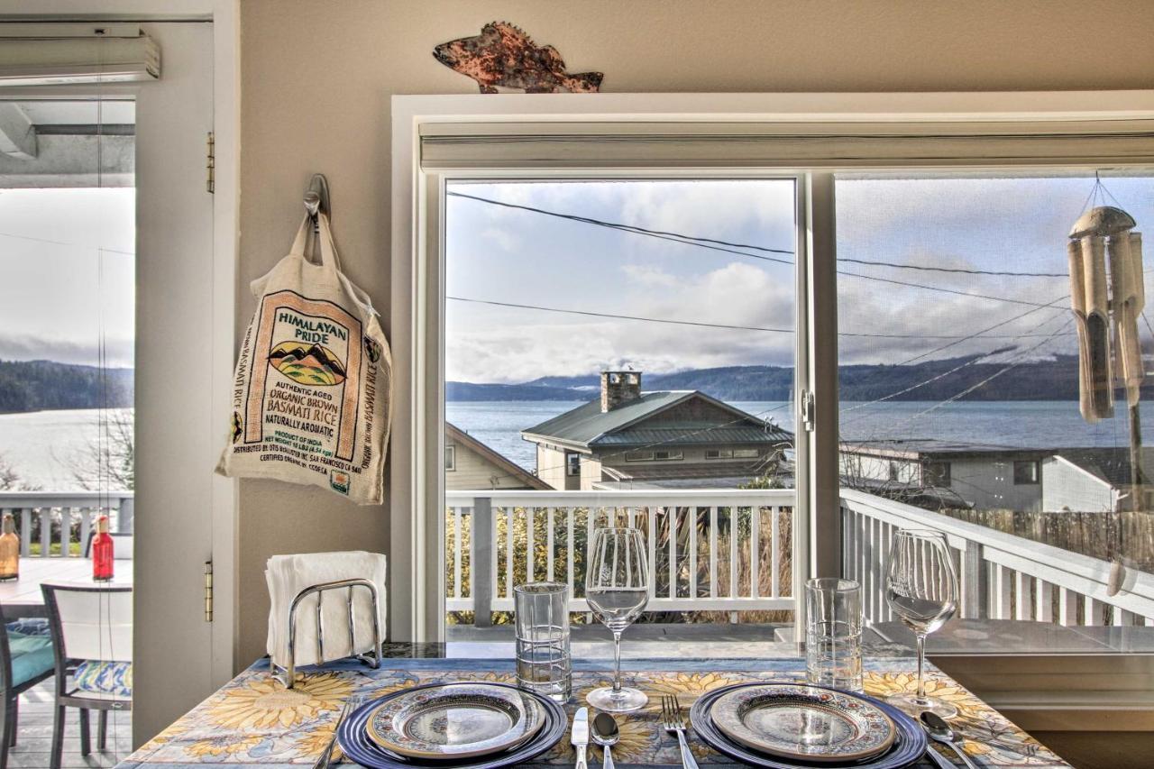 Idyllic Waterfront Cottage With Beach And Sunset Views 포트타운센드 외부 사진