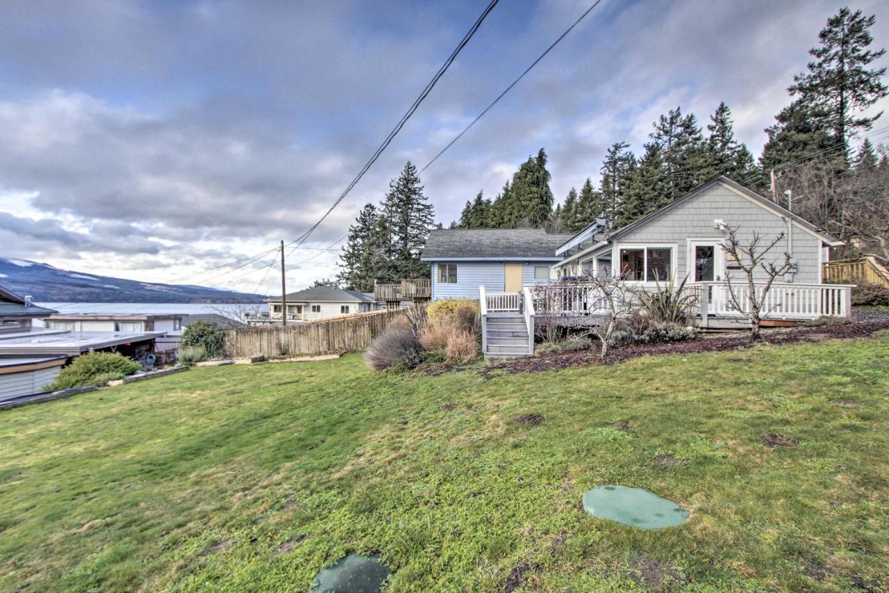 Idyllic Waterfront Cottage With Beach And Sunset Views 포트타운센드 외부 사진